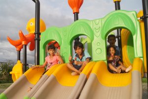 MUNICIPIO ENTREGÓ PARQUES INFANTILES A COMUNIDADES DE VALENCIA