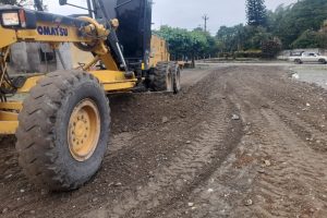 CUMPLIMOS CON EL MEJORAMIENTO VIAL.